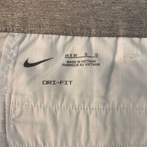 Nike Dri-FIT stone golf pants. 34x30